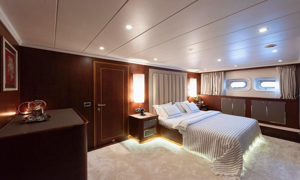 Göcek Motoryat Adamaris