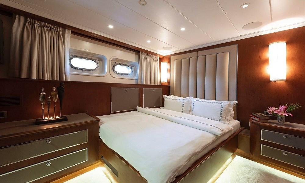 Göcek Motoryat Adamaris