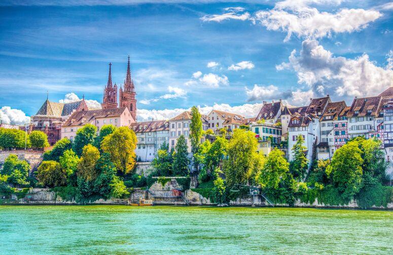 Benelux Paris Alsace İsviçre Almanya Turu THY ile 7 Gece Ekstra Turlar Dahil Sömestr Dönemi (BSL - CGN)