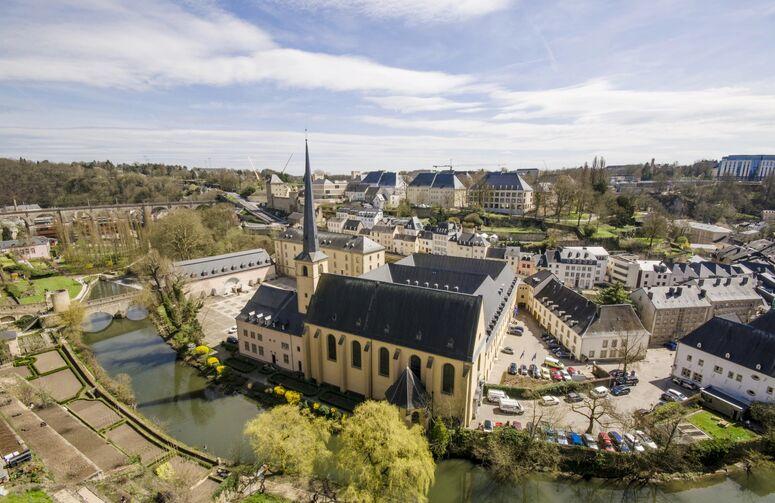 Benelux Paris Alsace İsviçre Almanya Turu THY ile 7 Gece Ekstra Turlar Dahil Sömestr Dönemi (BSL - CGN)