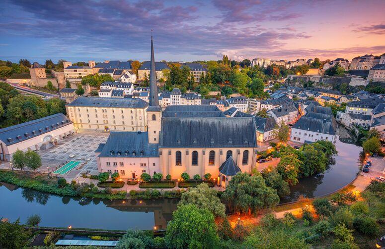 Benelux Paris Alsace İsviçre Almanya Turu THY ile 7 Gece Ekstra Turlar Dahil Sömestr Dönemi (BSL - CGN)