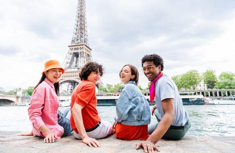 Benelux Paris Alsace İsviçre Almanya Turu THY ile 7 Gece Ekstra Turlar Dahil Sömestr Dönemi (BSL - CGN)