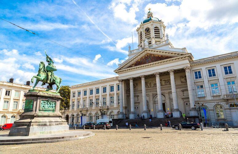 Benelux Paris Alsace İsviçre Almanya Turu THY ile 7 Gece Ekstra Turlar Dahil Sömestr Dönemi (BSL - CGN)