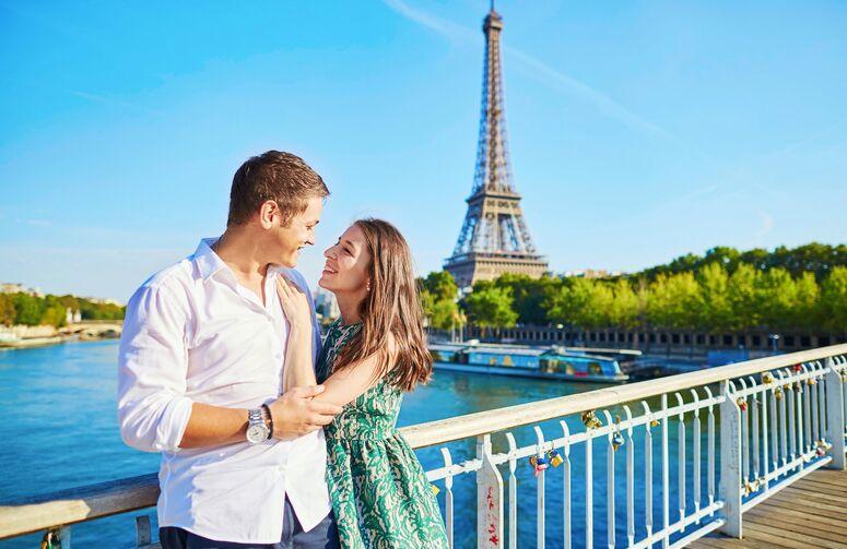 Paris ve Disneyland Turu THY ile 3 Gece Ekstra Turlar ve Disneyland Park Girişi Dahil - Sömestr Dönemi