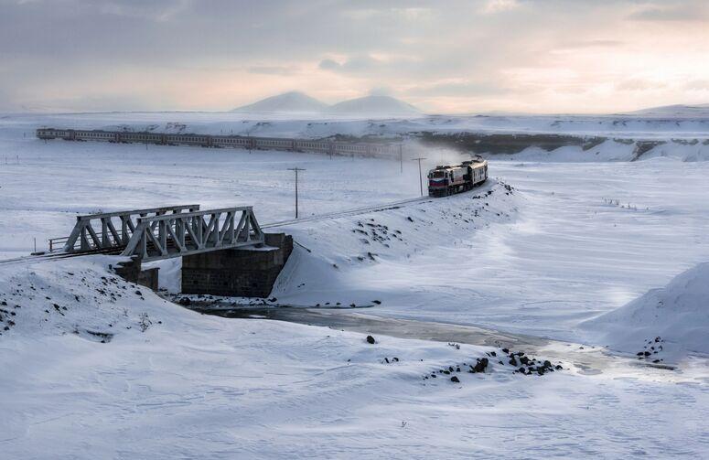 Turistik Doğu Ekspresi ile Doğu Anadolu Turu 1 Gece Tren 3 Gece Otel Konaklaması Tren ile Gider Uçak ile Döner THY 14 Şubat Sevgililer Günü Özel