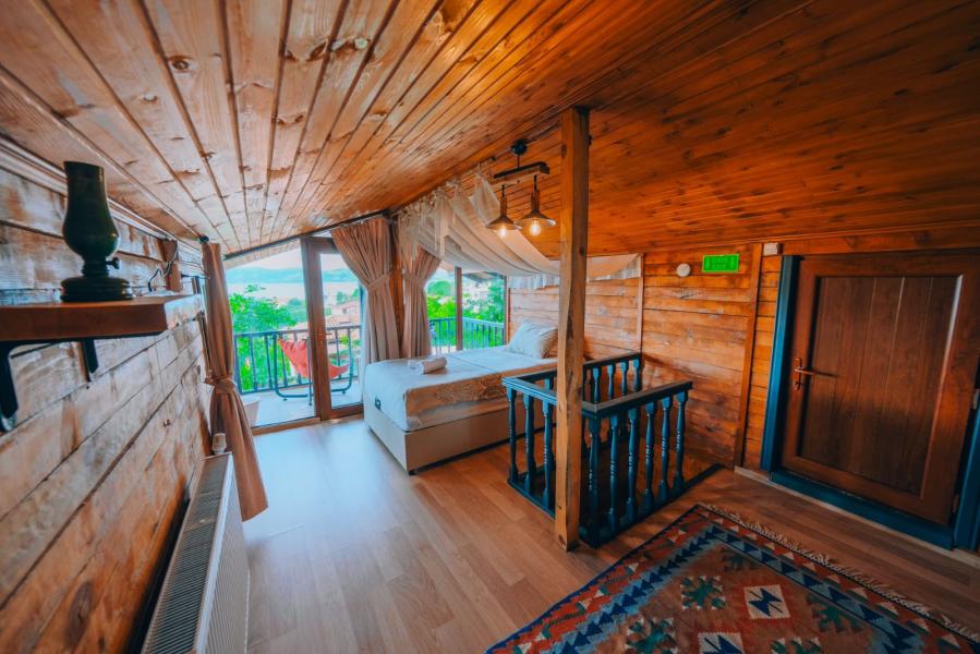 Işıklı Bungalov Sapanca