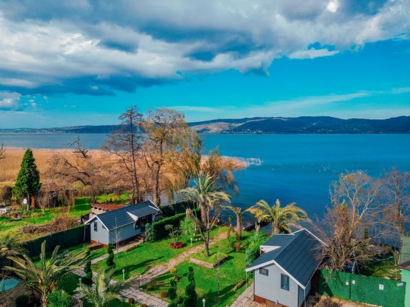 Sapanca Göldibi Suit Bungalov