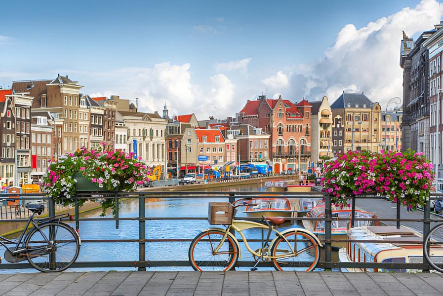 İzmir Çıkışlı Benelux&Paris&Köln Turu 