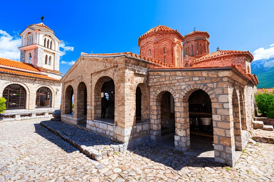  İzmir çıkışlı Büyük Balkan Turu ile 10 gün boyunca 9 ülke keşfedin!