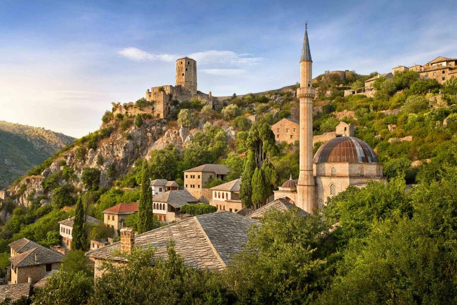 Uçaklı Vizesiz Büyük Balkan Turu İzmirden Direkt Uçuş Fırsatı ( 7 Gece 8 Gün)