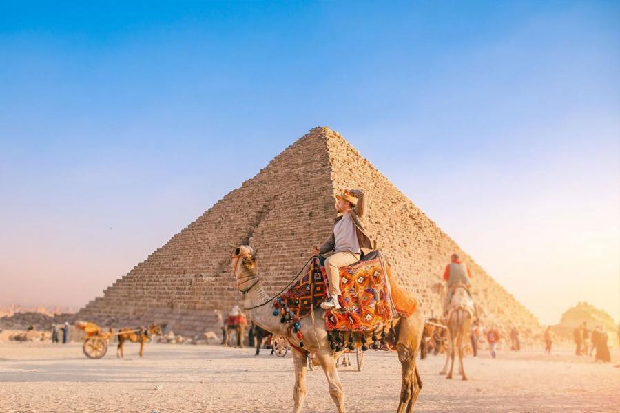 Çukurova Hareketli Antık Mısır Üçgeni 7 Gece (802)