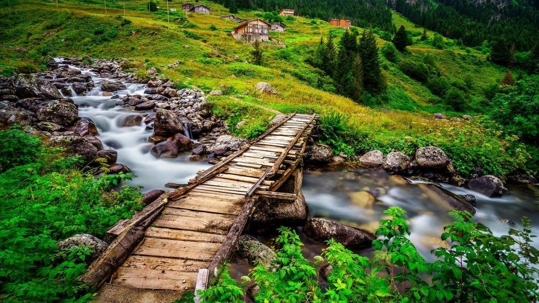 UÇAKLI KARADENİZ GÜRCİSTAN BATUM TURU