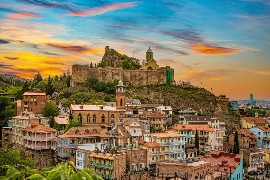 UÇAKLI KARADENİZ GÜRCİSTAN BATUM TURU