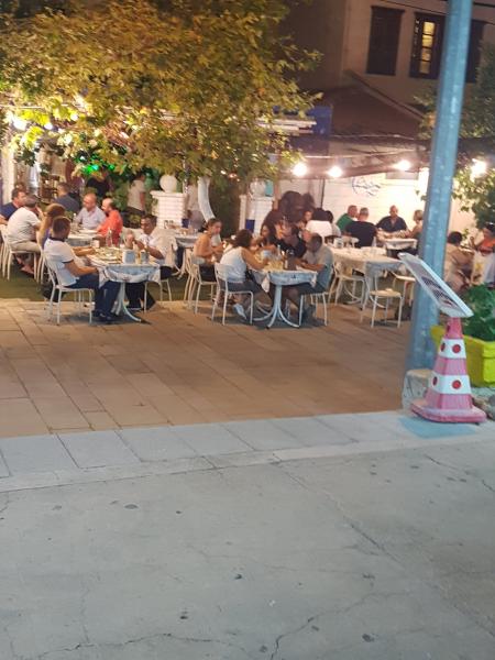  Deniz Ürünleri Restoranı Ve Alkollü Meyhane Konsepti