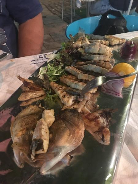  Deniz Ürünleri Restoranı Ve Alkollü Meyhane Konsepti