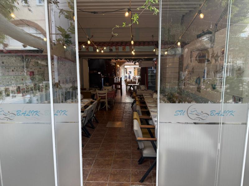  Deniz Ürünleri Restoranı Ve Alkollü Meyhane Konsepti