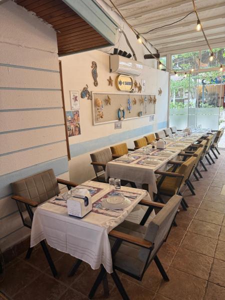  Deniz Ürünleri Restoranı Ve Alkollü Meyhane Konsepti