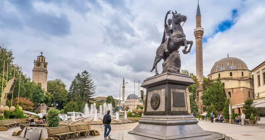 Uçaklı Büyük Balkan Turu 6 Ülke Vizesiz Sunexpress ( Gündüz Uçuşları )