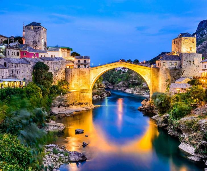 Uçaklı Büyük Balkan Turu 6 Ülke Vizesiz Sunexpress ( Gündüz Uçuşları )