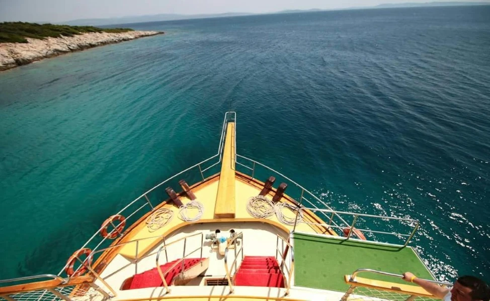Çeşme Tekne Turu
