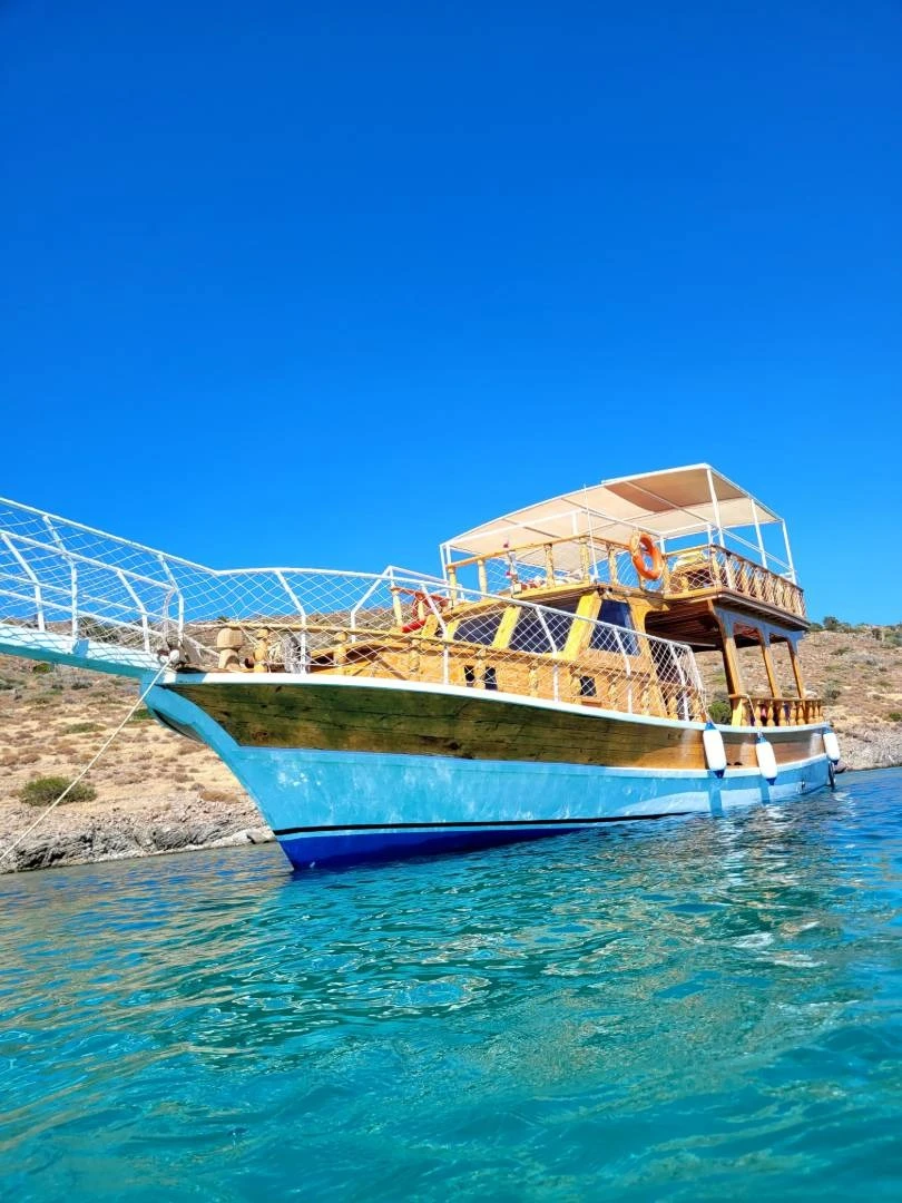 Çeşme Tekne Turu