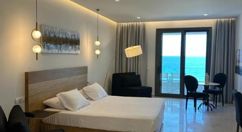 Midilli Turu, Ayvalık ve İzmir Hareketli