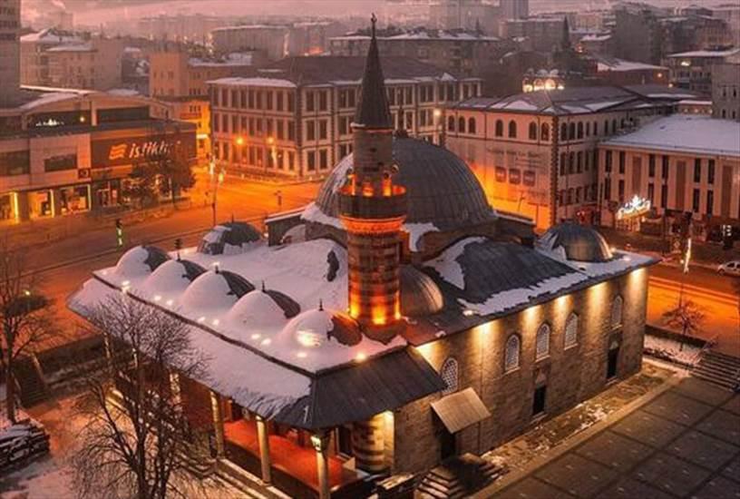 Uçaklı Van Kars Erzurum Turu / 3 Gece Otel Konaklamalı / İstanbul Çıkışlı