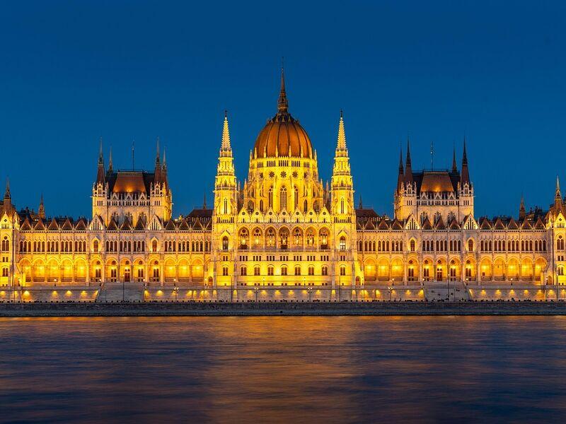 OTOBÜSLÜ BÜYÜK AVRUPA TURU