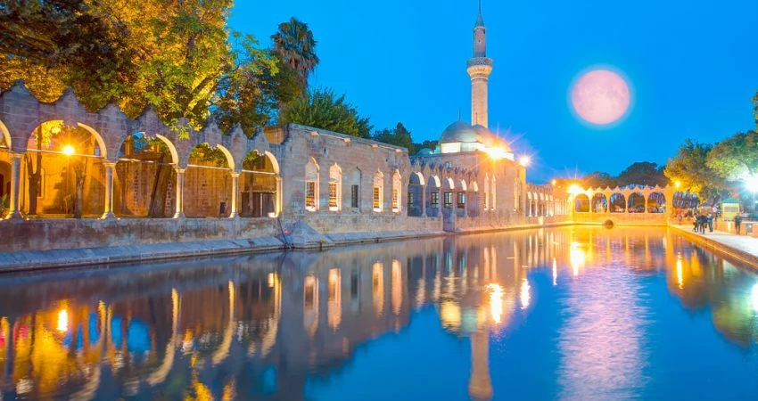  4 Gece İzmir Çıkışlı Boydan Boya Gap Turu