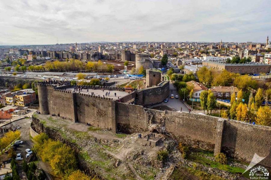 Butik Mardin Midyat Ezidi ve Süryani Köyleri Turu - 2 Gece 3 Gün (Ankara Çıkışlı)