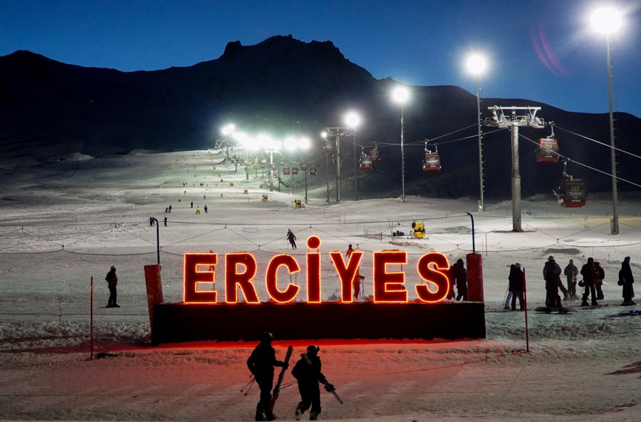 Erciyes Kayak Turu - 2 Gece 2 Tam Gün (Ankara Çıkışlı)