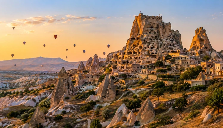 Balon Seyirli Kapadokya Turu - Günübirlik (Ankara Çıkışlı)
