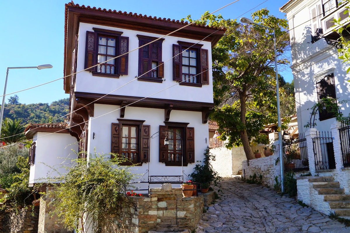 Ege Turlar