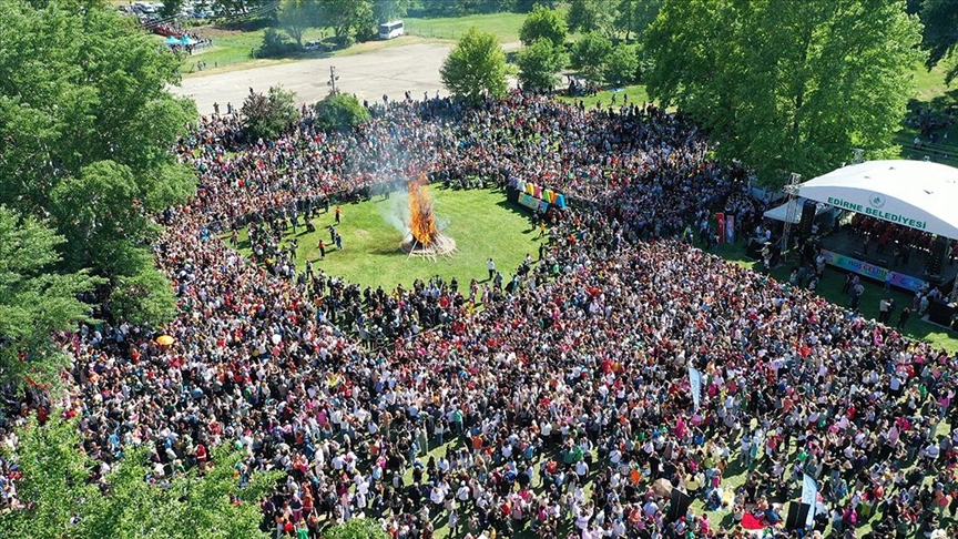 Roman Ateşinin Coşkusu: Edirne Kakava Şenlikleri