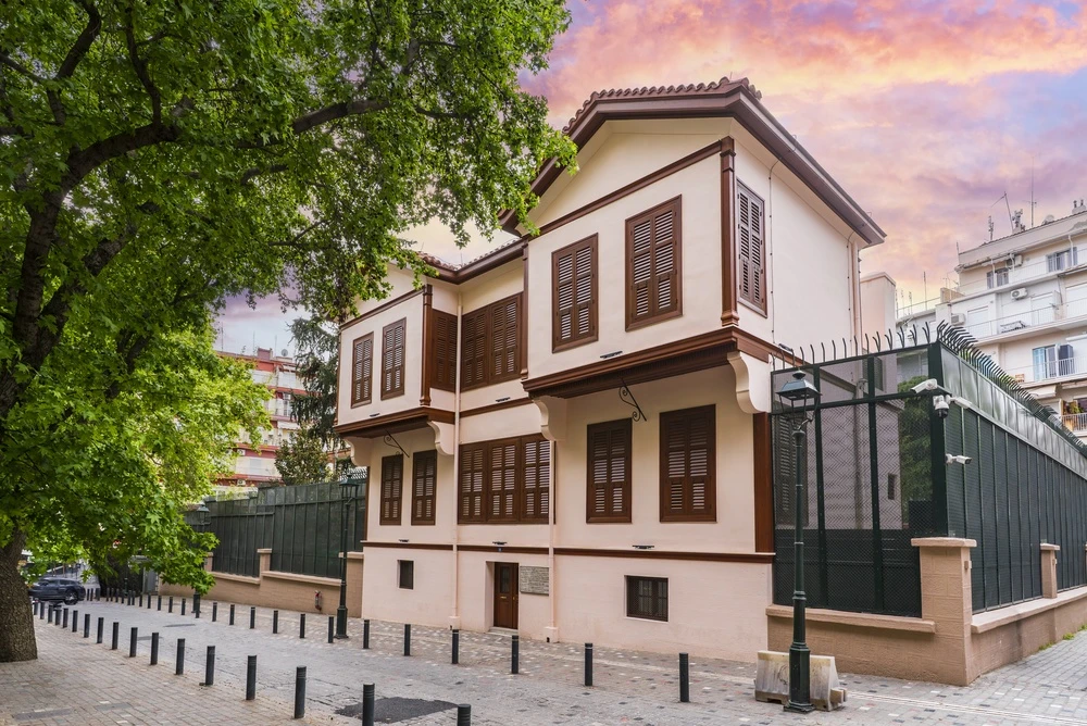 Otobüs İle Büyük Balkan 9 Ülke Turu Ekstra Turlar ve Akşam Yemekleri ve Balkan Gecesi Dahil 2026