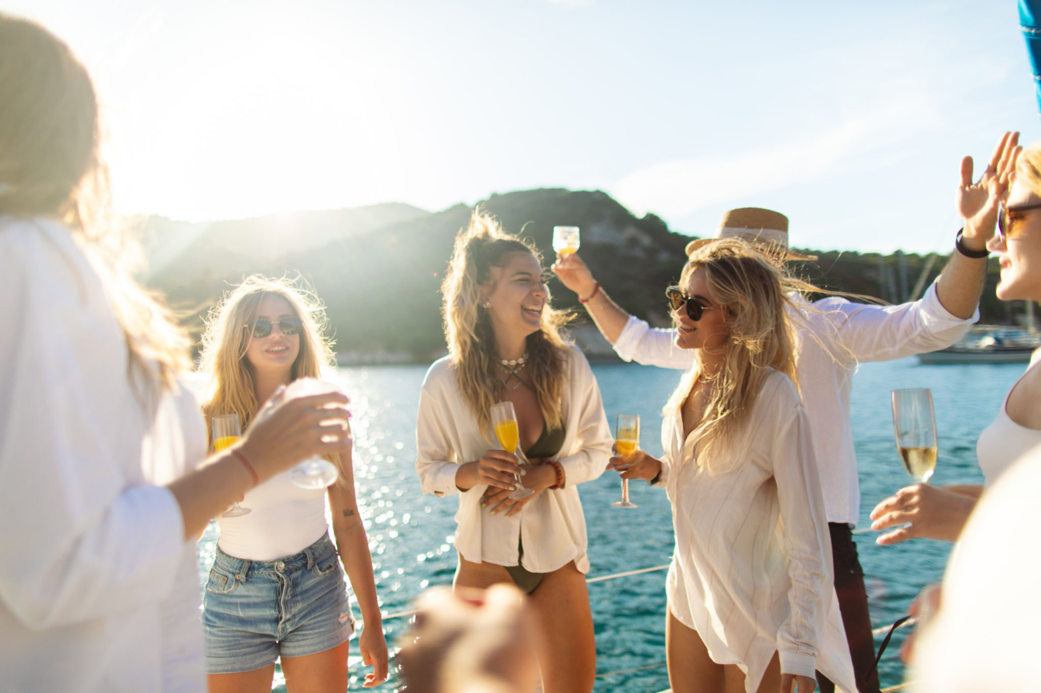 Best Time to Sail Greece: A Month by Month Playbook