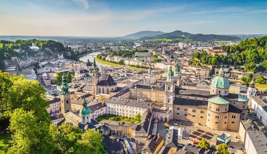 Zamanın Durduğu Yer Avusturya'nın İncileri: Hallstatt & Salzburg Turu