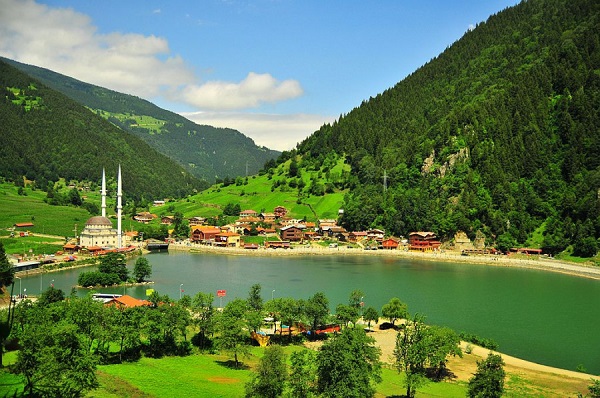Karadeniz Turları – Yeşilin binbir tonu