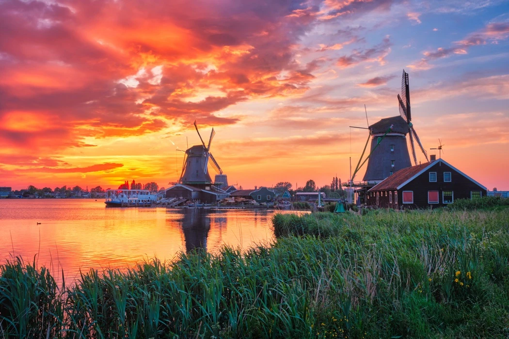 EXPRESS BENELUX & PARİS TURU 2027 YAZ PEGASUS HAVAYOLLARI İLE 5 GECE 6 GÜN (ORY-AMS)