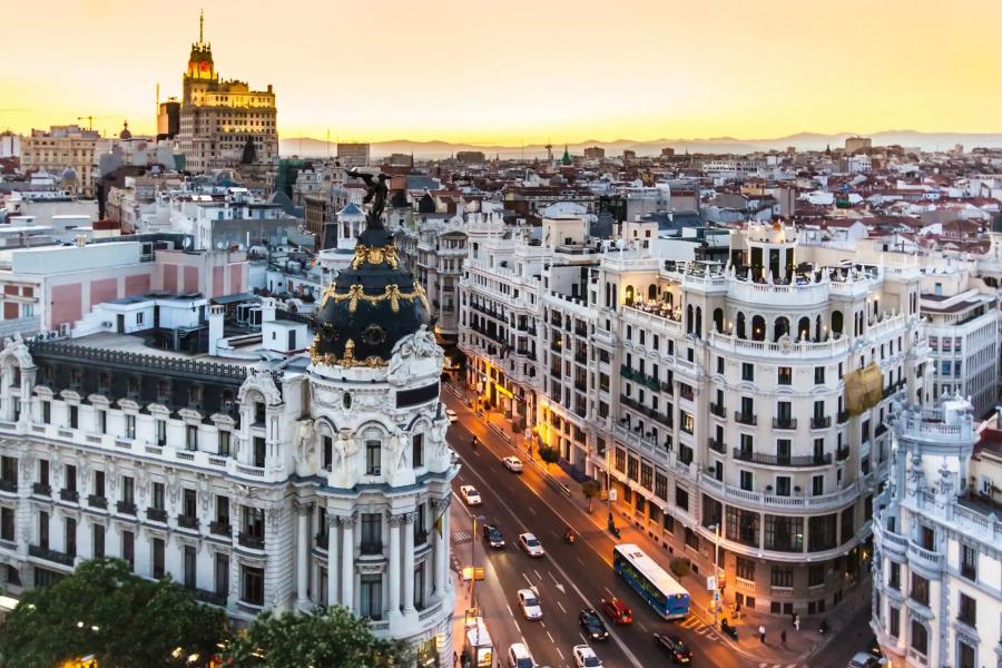 Barcelona & Madrid Turu THY İle Flamenco Show ve Andorra Turu Dahil Sömestre Özel 4 Gece 5 Gün 2026