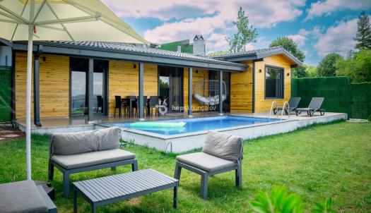 Isıtmalı Havuzlu Konforlu Villa 0109