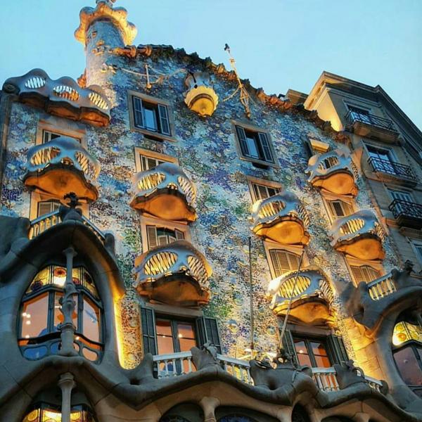 Görkemli İspanya ve Endülüs Şehirleri Turu 7 Gece 8 Gün İlkbahar Dönemi Türk Havayolları İle  