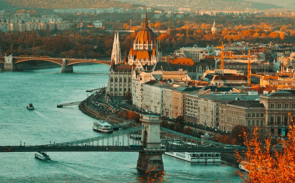 Görkemli Orta Avrupa Budapeşte Prag Viyana Turu 7 Gece 8 Gün İlkbahar Yaz Dönemi Ajet Havayolları İle (BUD-PRG)  