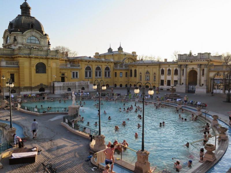 Görkemli Orta Avrupa Budapeşte Prag Viyana Turu 7 Gece 8 Gün İlkbahar Yaz Dönemi Ajet Havayolları İle (BUD-PRG)  