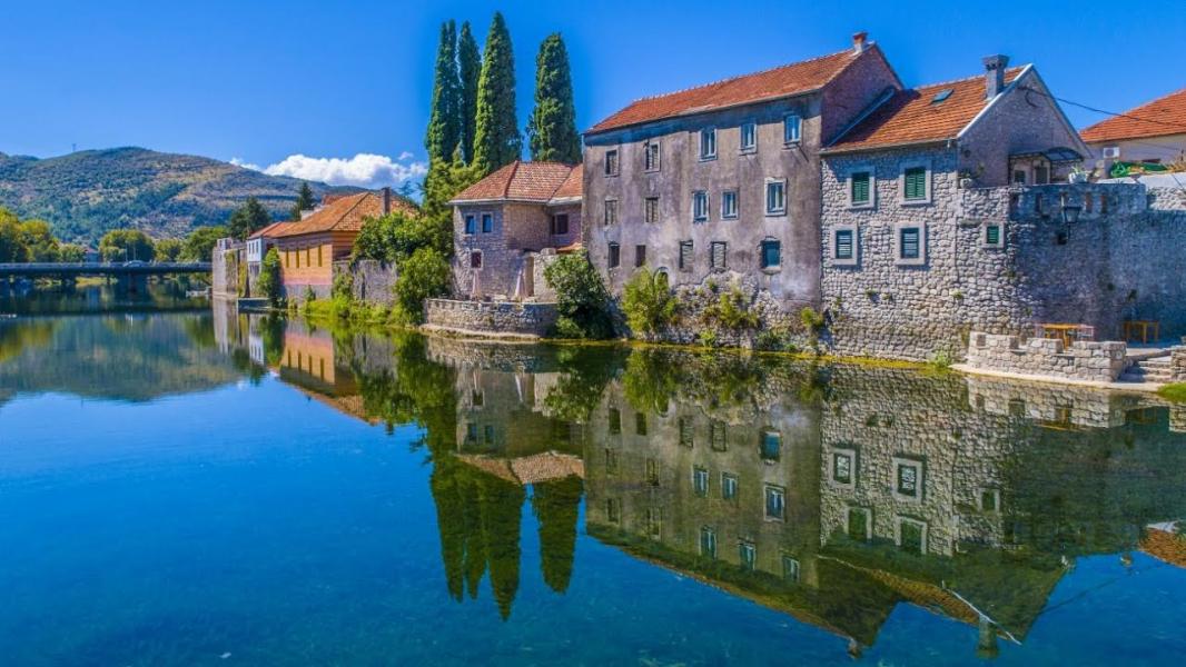 Trabzon Çıkışlı Büyük Balkanlar Turu 7 Gece 8 Gün Ajet Havayolları İle (SJJ-SKP)