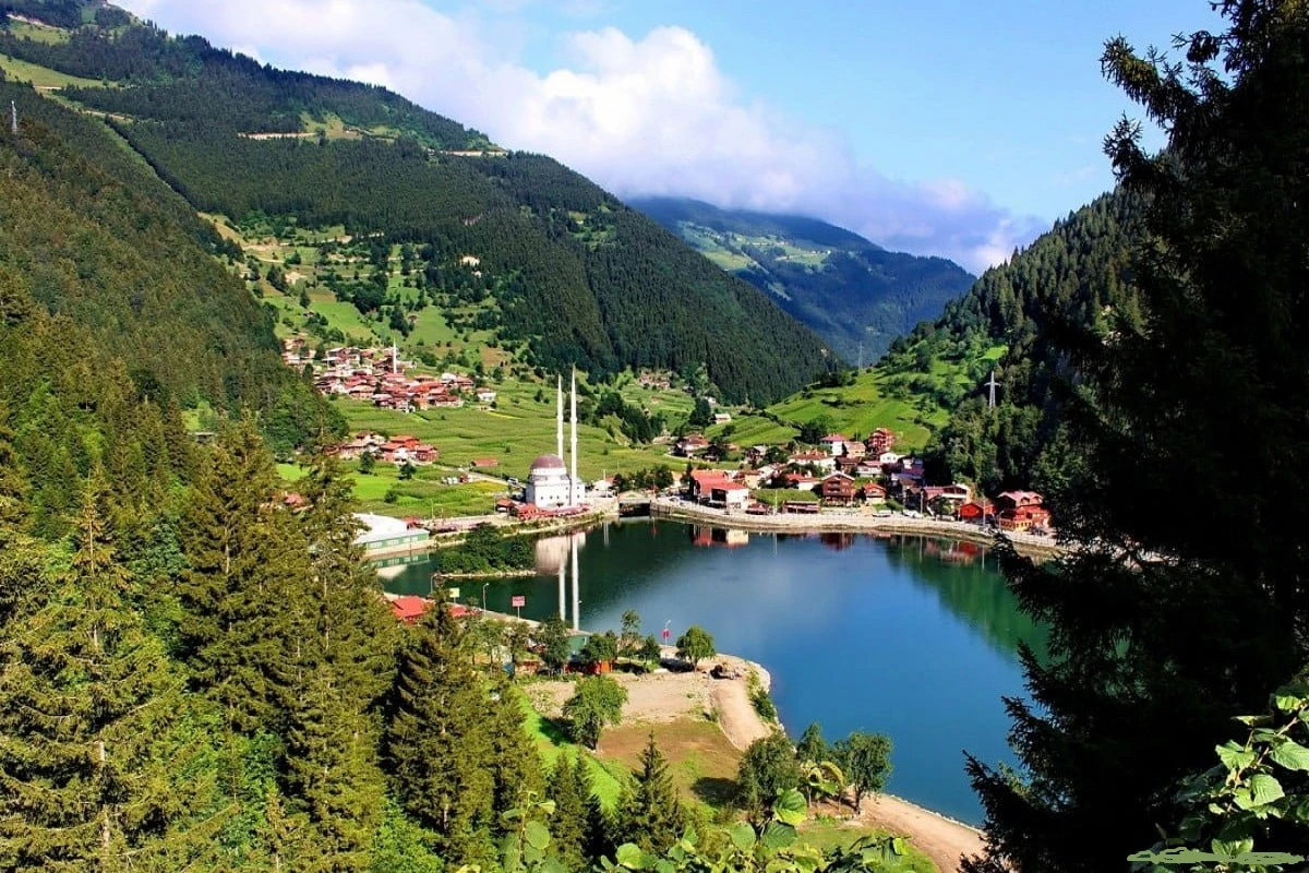 Günübirlik Sümela ve Uzungöl Turu