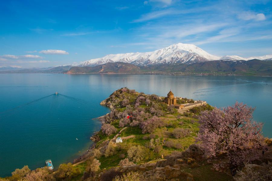 Ankara'dan Uçaklı Van Turu Hilton Hotel Konaklamalı (19-21 Mart)