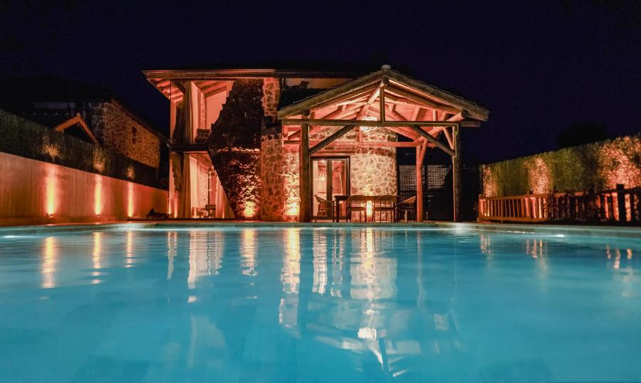 Derbent White Villa