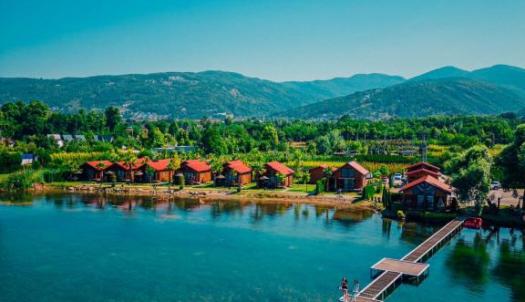 Sapanca Göldibi Suit Bungalov