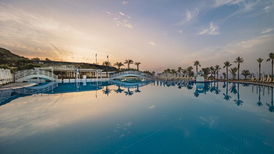 Acapulco Resort Convention Spa